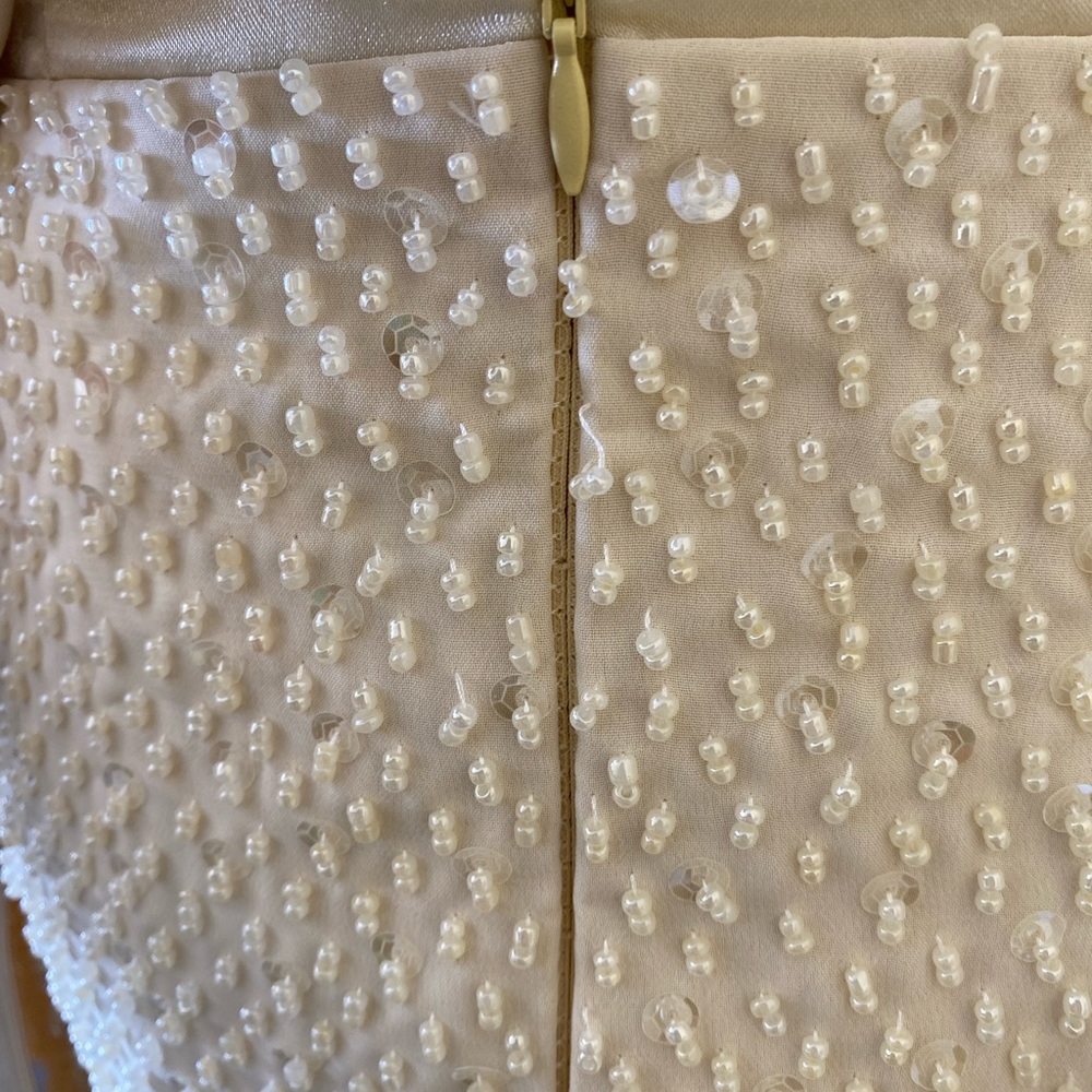 Strapless Ruffle Corset Top Wedding Dress - XS - Picture 14 of 15